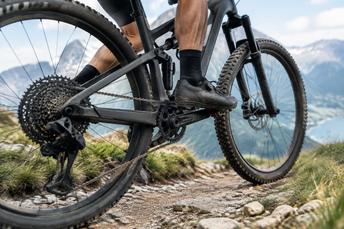 D’où vient le craquement d’un boîtier de pédalier SRAM en montée ?
